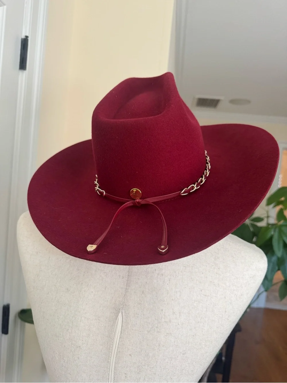 GIgi Pip Cowgirl Hat -Burgundy with Gold Chain Band